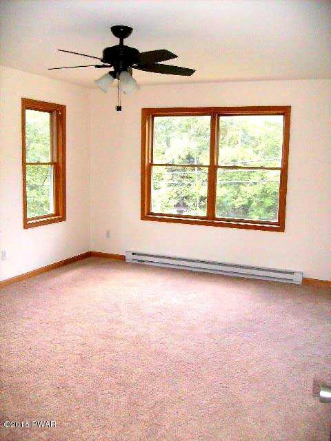 6189 Decker Road Bushkill, PA 18324 - Photo 10 of 27