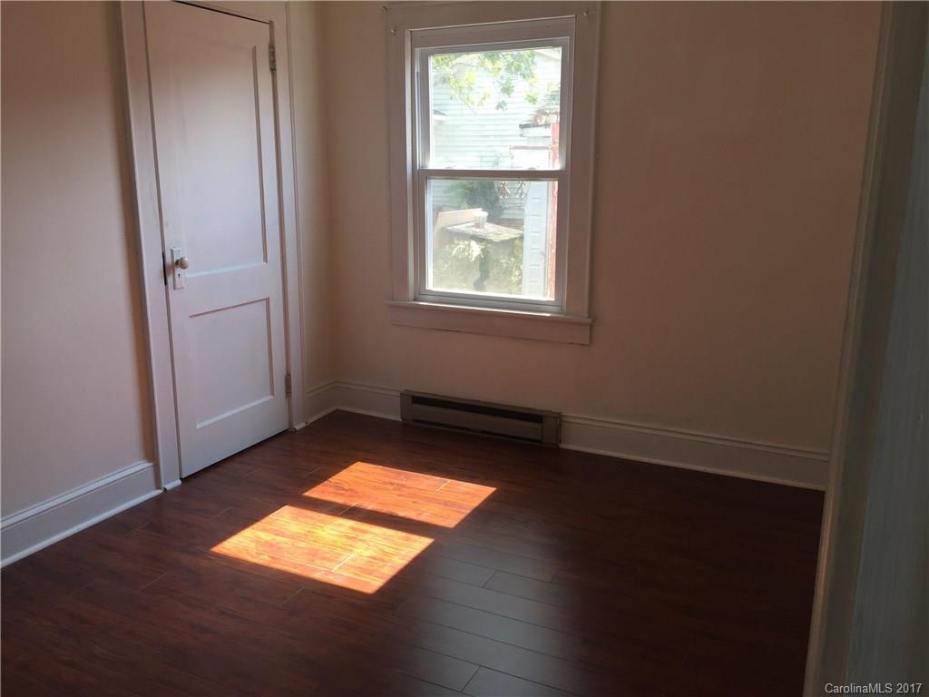 121 Antique Road Lincolnton, NC 28092 - Photo 7 of 11 Gallery Image 7