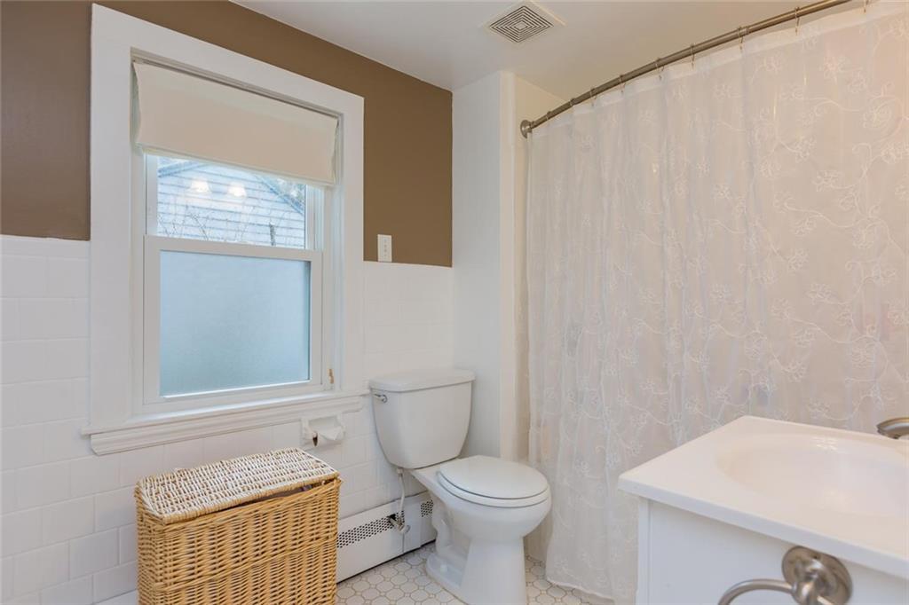 88 Kent Street Portland, ME 04102 - Photo 23 of 34 Photo