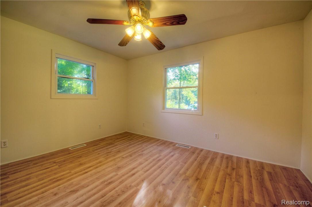 13285 E Road Montrose, MI 48457 - Photo 38 of 53 930A5976_7_8.jpg