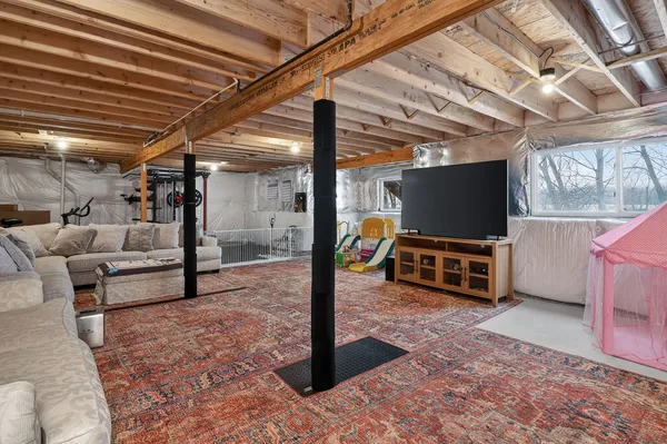 $325,000 | 507 Anjali Court, Sycamore, IL 60178