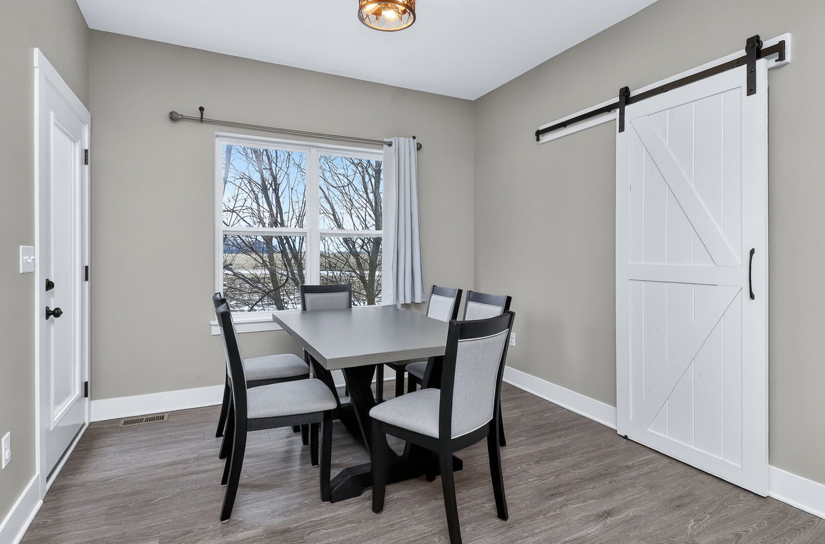 507 Anjali Court Sycamore, IL 60178 - Photo 5 of 25