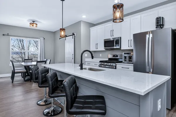 $325,000 | 507 Anjali Court, Sycamore, IL 60178