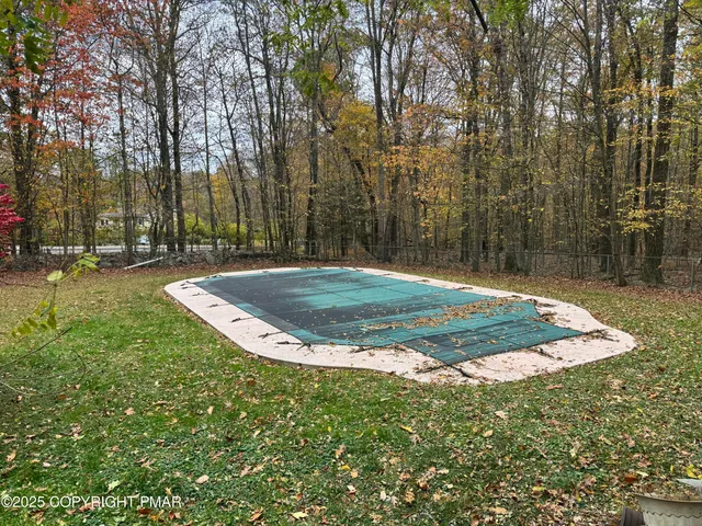 $429,000 | 1117 Shagbark Lane, Stroudsburg, PA 18360