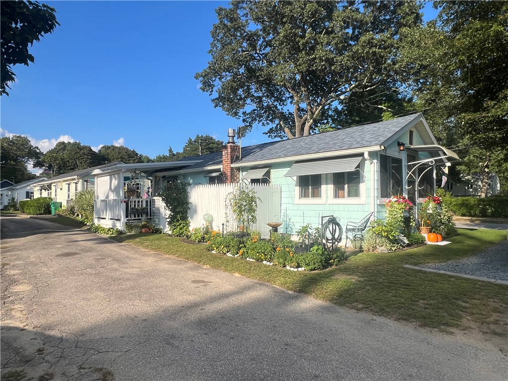 50 Andrew Comstock Road Warwick, RI 02886 - Photo 5 of 29