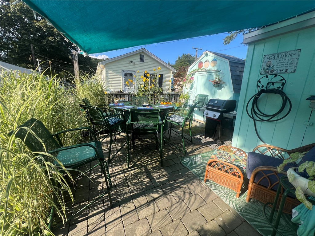 50 Andrew Comstock Road Warwick, RI 02886 - Photo 9 of 29