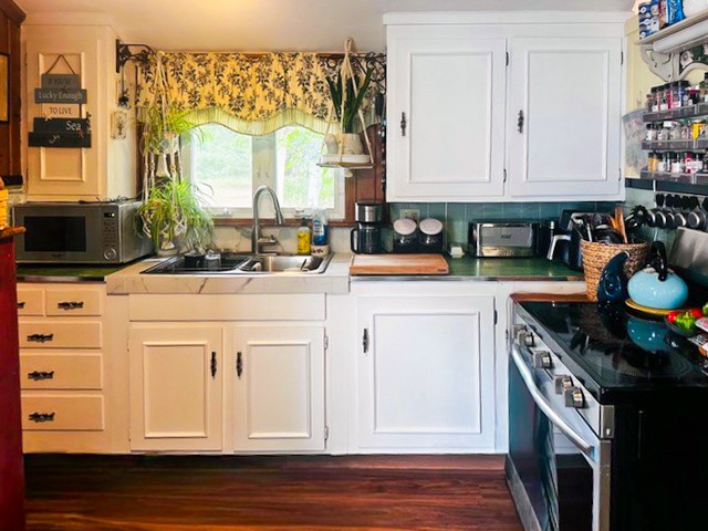 50 Andrew Comstock Road Warwick, RI 02886 - Photo 10 of 29