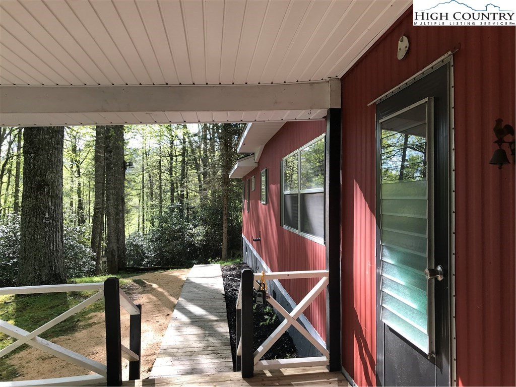 7382 Alford Ridge Road Newland, NC 28657 - Photo 1 of 20 Gallery Image 1