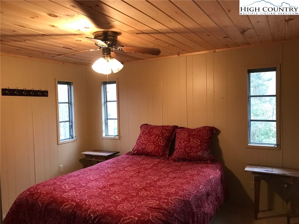 7382 Alford Ridge Road Newland, NC 28657 - Photo 18 of 20 Gallery Image 18