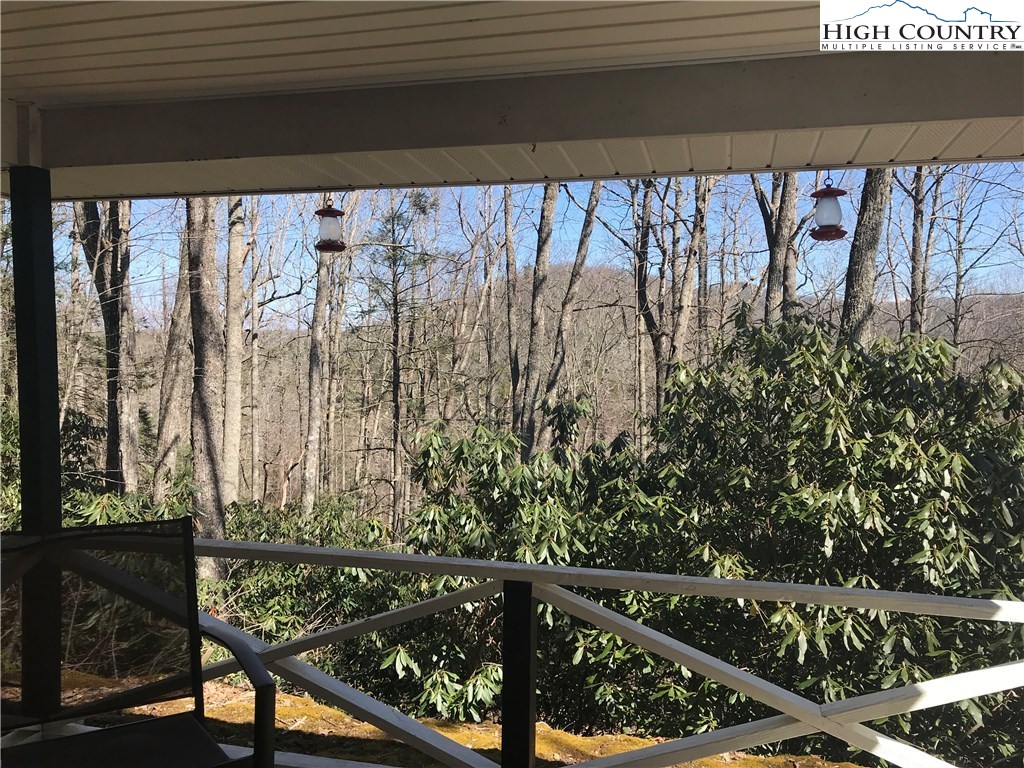 7382 Alford Ridge Road Newland, NC 28657 - Photo 6 of 20 Gallery Image 6