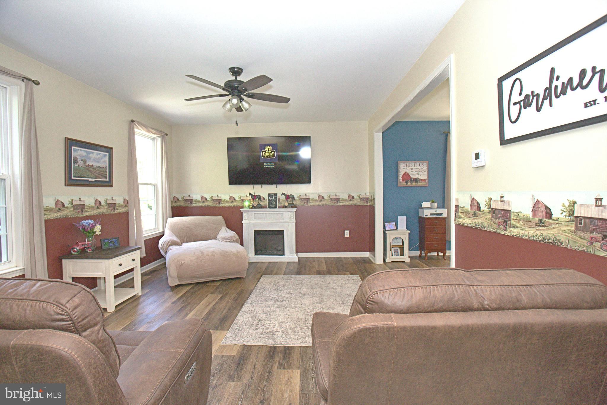 17070 Good Hope Road King George, VA 22485 - Photo 26 of 41 family room
