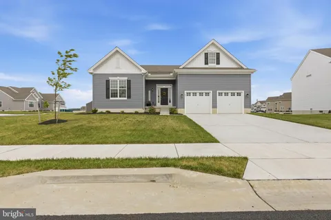 $524,900 | 196 Elm Crst Lane, Felton, DE 19943