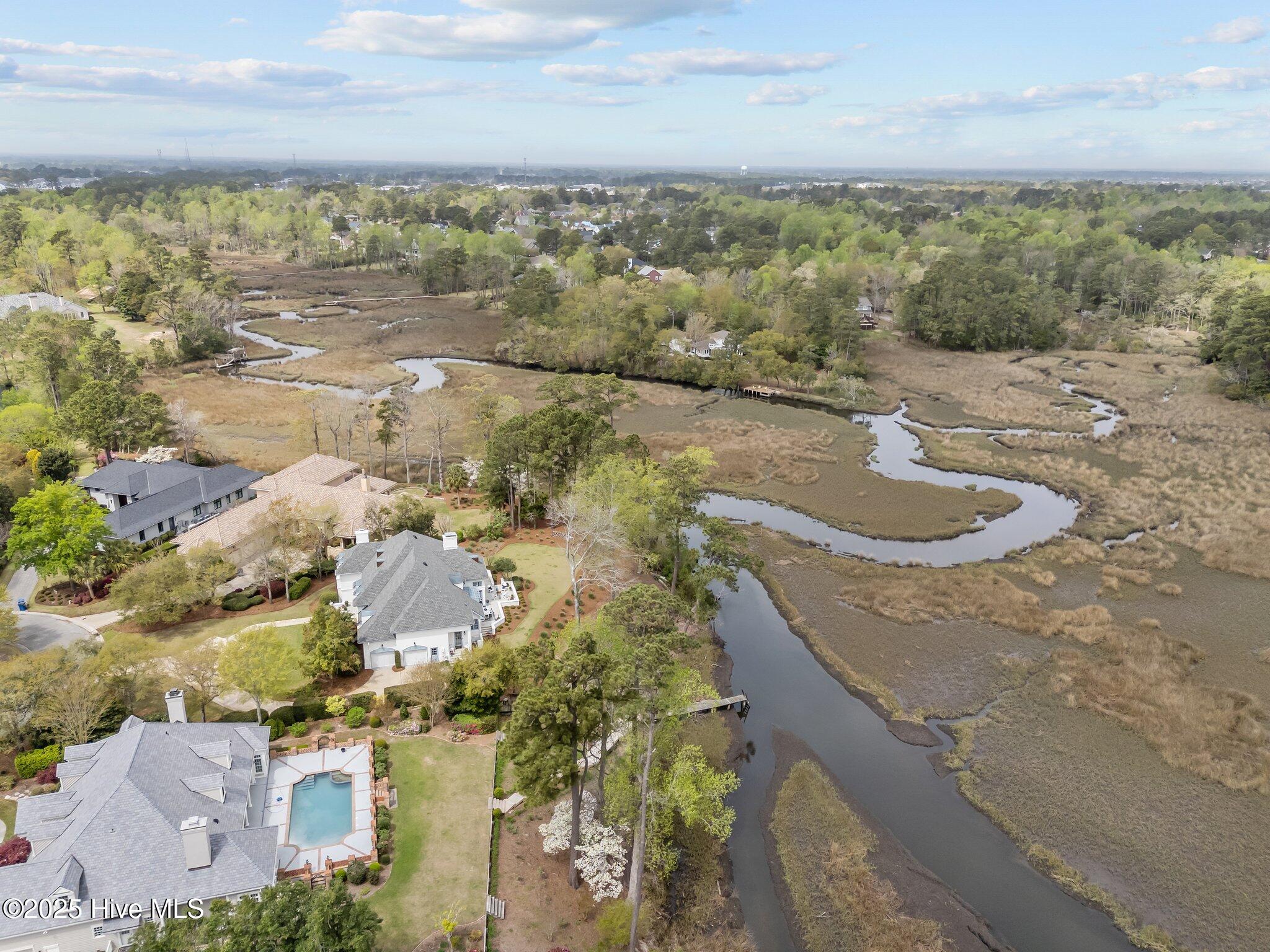 605 Dundee Drive Wilmington, NC 28405 - Photo 29 of 92 77-web-or-mls-DJI_20250403122507_0660_D