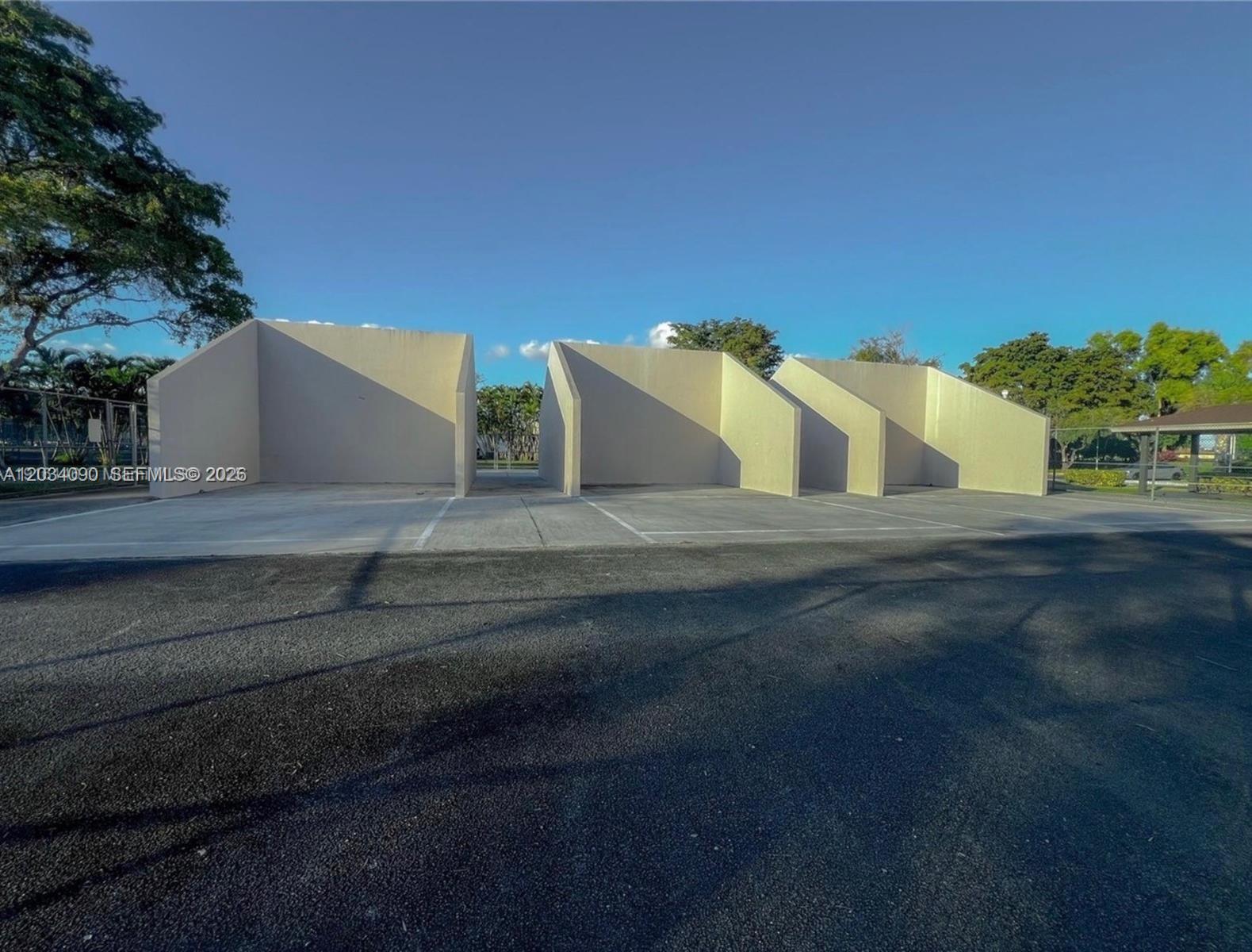 8520 Southwest 133rd Avenue Road, Unit 424 Miami, FL 33183 - Photo 13 of 15