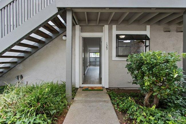 900 Southampton Road, Unit 129 Benicia, CA 94510 - Photo 2 of 40