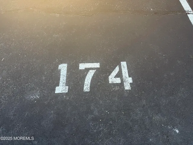 $2,800 | 174 Tulip Lane, Freehold, NJ 07728