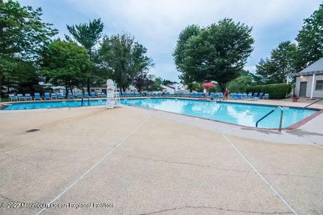 $2,800 | 174 Tulip Lane, Freehold, NJ 07728