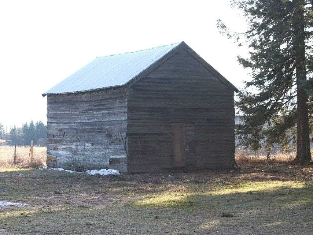 4677 Williams Valley Road Clayton, WA 99110 - Photo 16 of 18