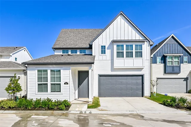 $2,509 | 9835 Willow Creek, Unit 610, Tomball, TX 77375