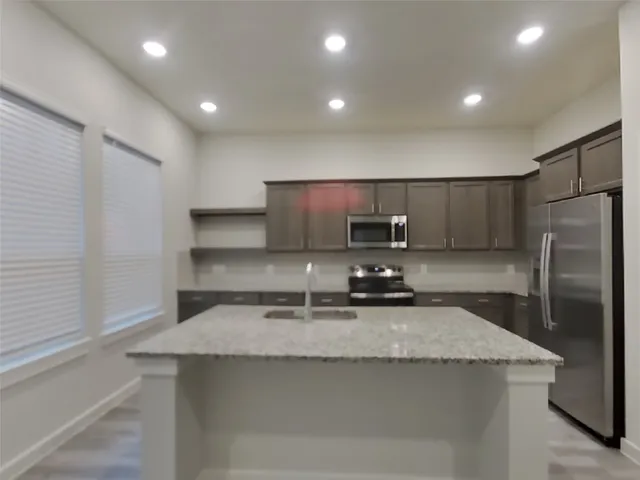 $2,509 | 9835 Willow Creek, Unit 610, Tomball, TX 77375