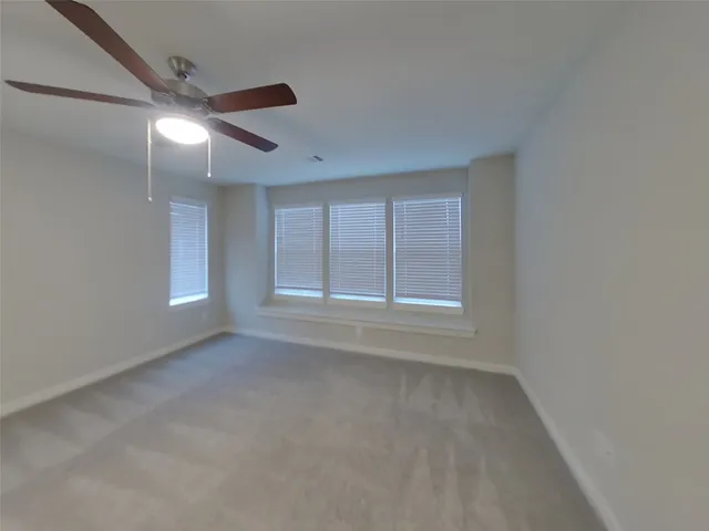 $2,509 | 9835 Willow Creek, Unit 610, Tomball, TX 77375