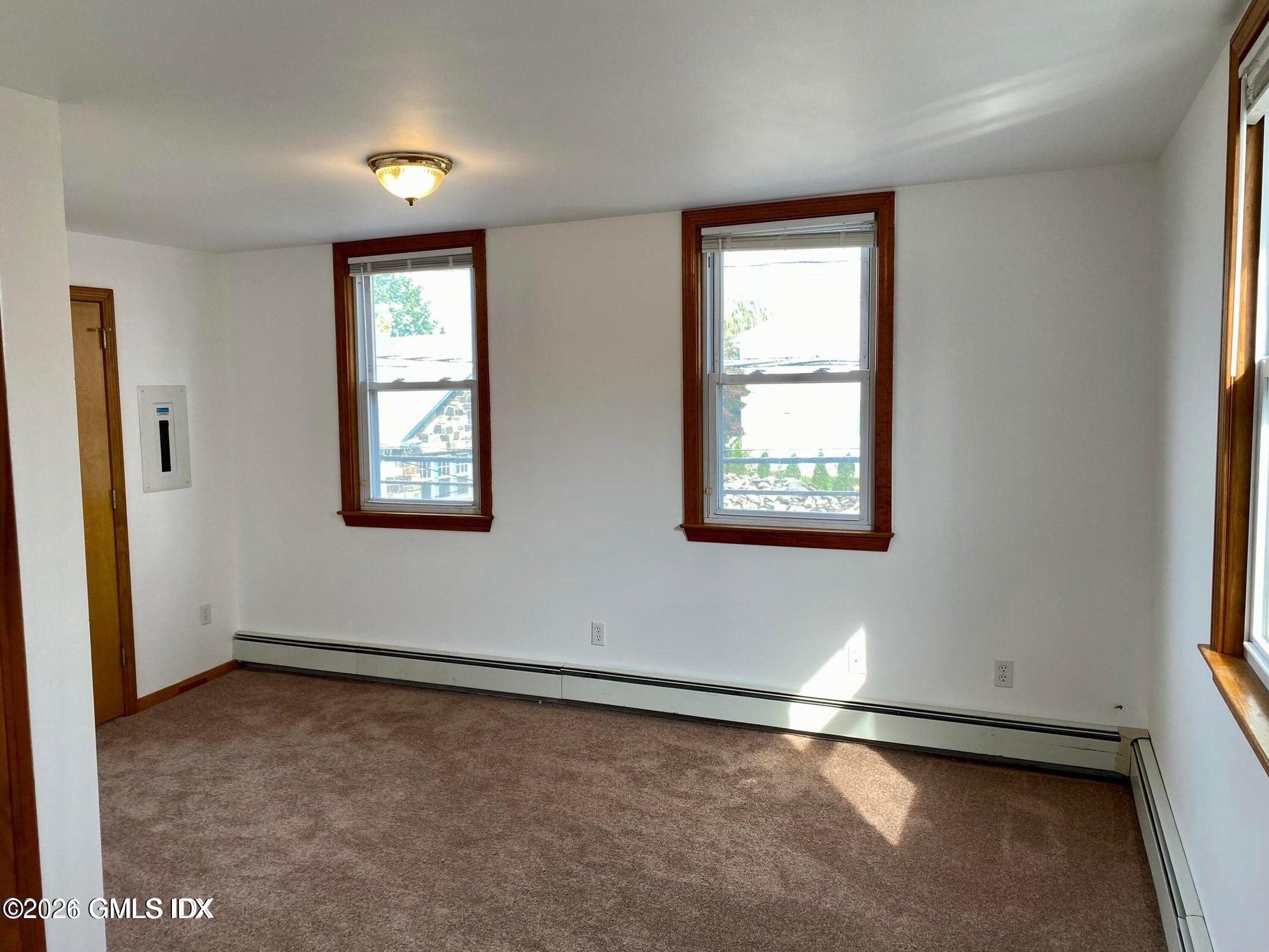 24 St Roch Avenue, Unit 2 Greenwich, CT 06830 - Photo 13 of 20 20240318183937413900000000-o