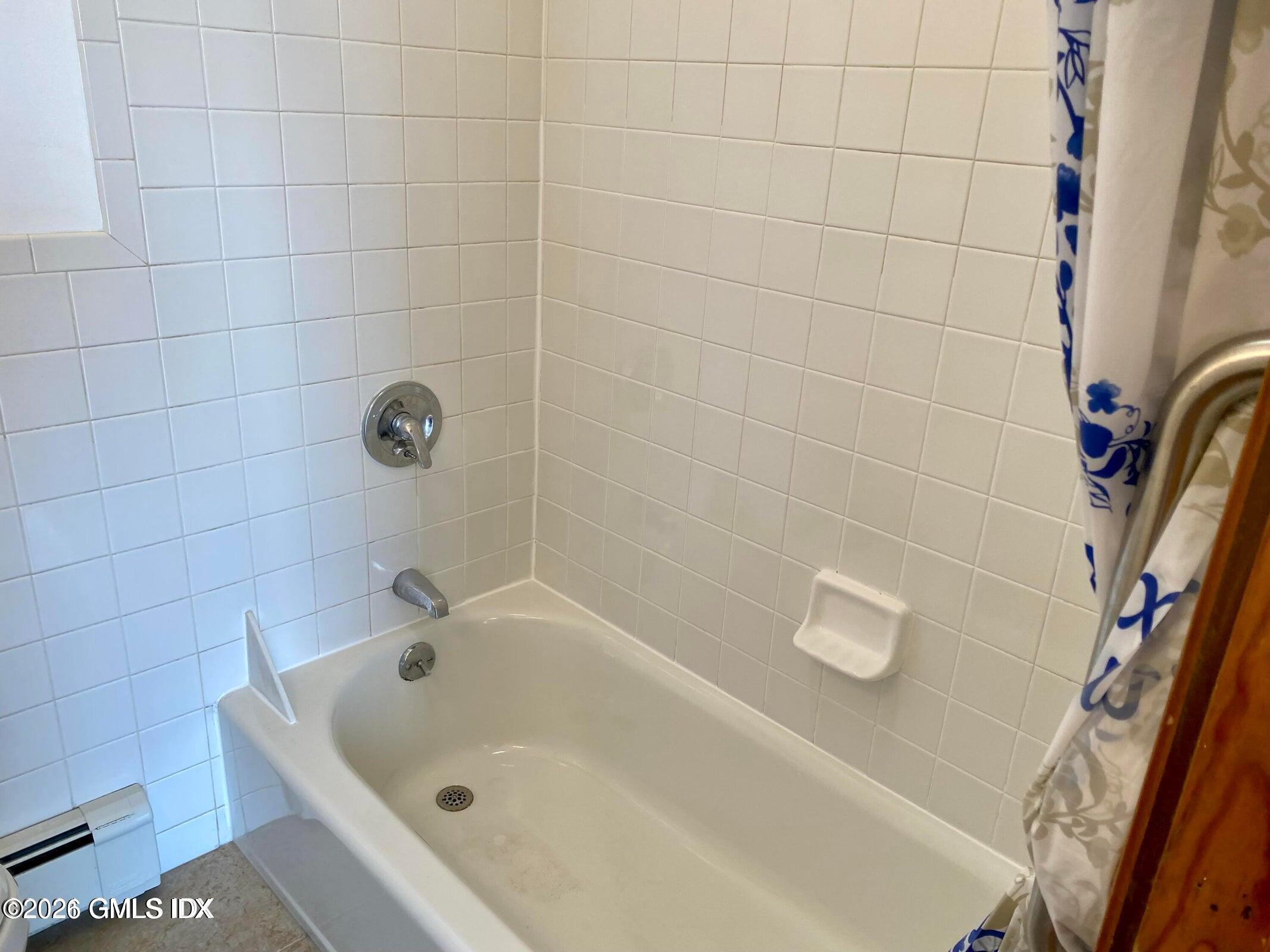 24 St Roch Avenue, Unit 2 Greenwich, CT 06830 - Photo 17 of 20 20240318183939651673000000-o