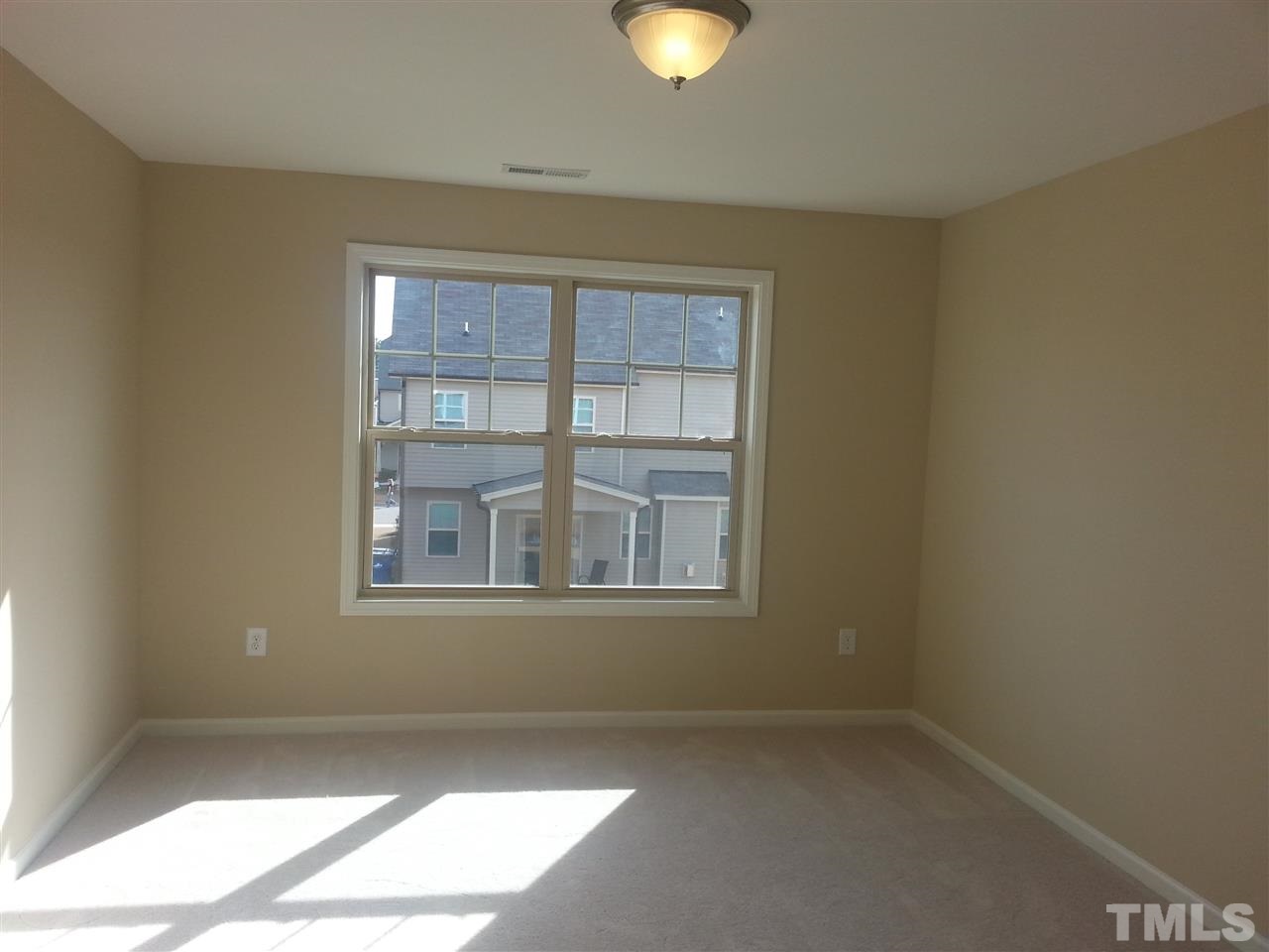 7609 Weathered Oak Way Raleigh, NC 27616 - Photo 6 of 25 Gallery Image 6