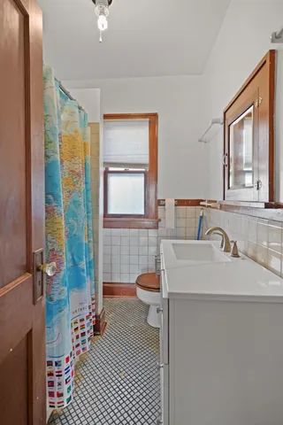 $199,900 | 6638 31st Avenue, Kenosha, WI 53142