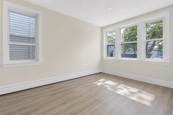 $2,399 | 5 Lienau Place, Unit 2F, Jersey City, NJ 07306