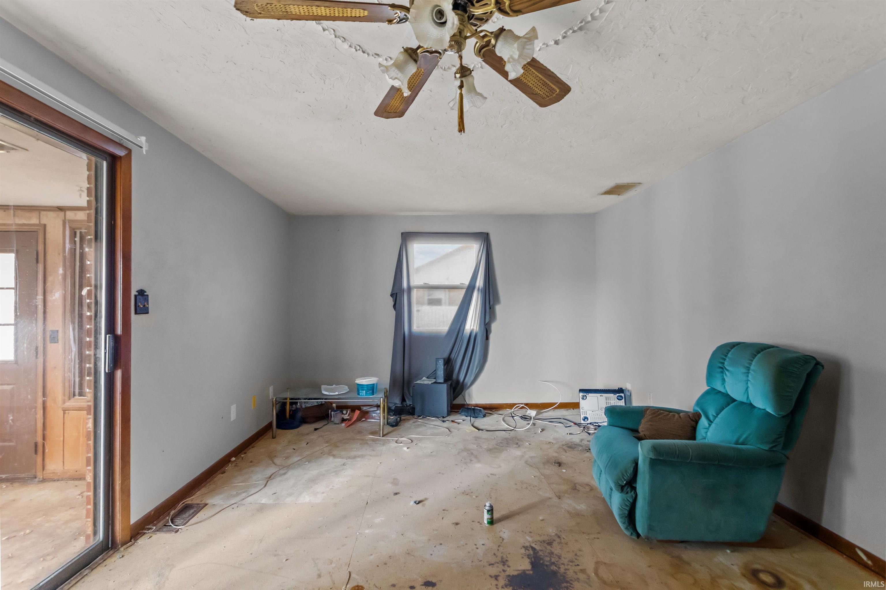 2227 Tartan Road Anderson, IN 46012 - Photo 16 of 23