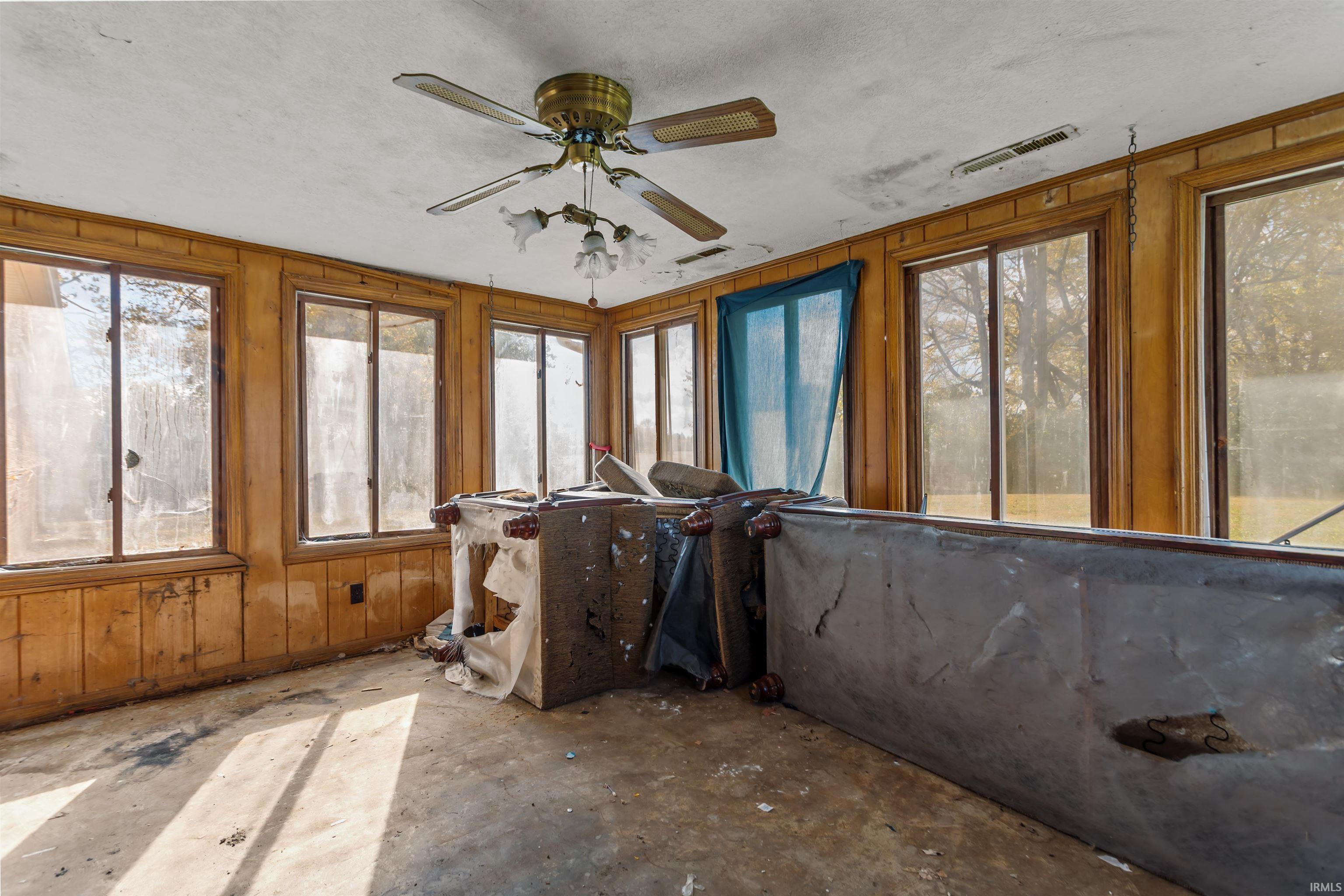 2227 Tartan Road Anderson, IN 46012 - Photo 22 of 23