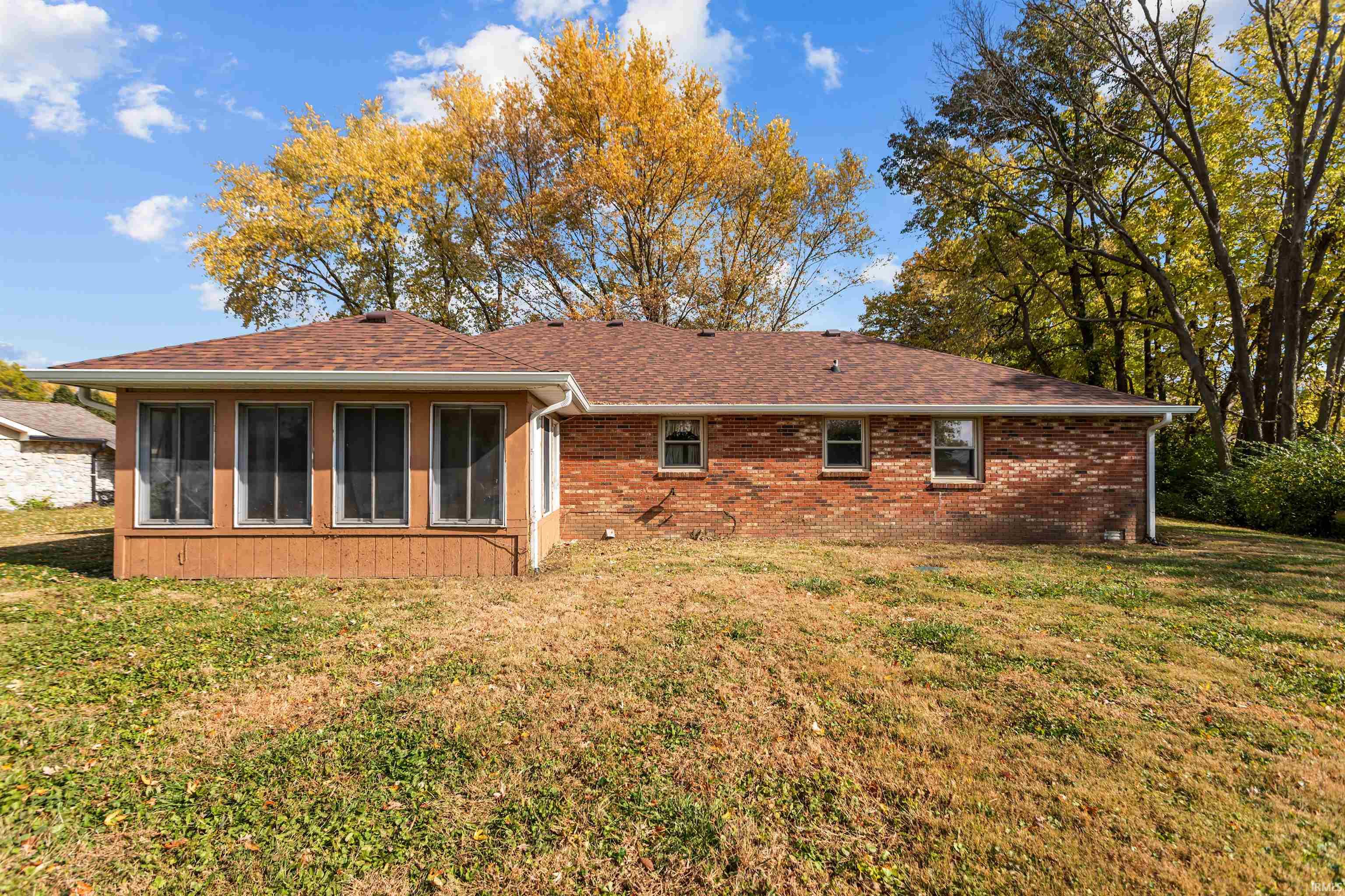 2227 Tartan Road Anderson, IN 46012 - Photo 6 of 23