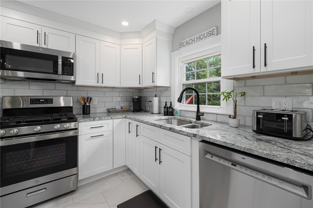 26 Tarleton Road South Kingstown, RI 02879 - Photo 8 of 42 Gallery Image 8