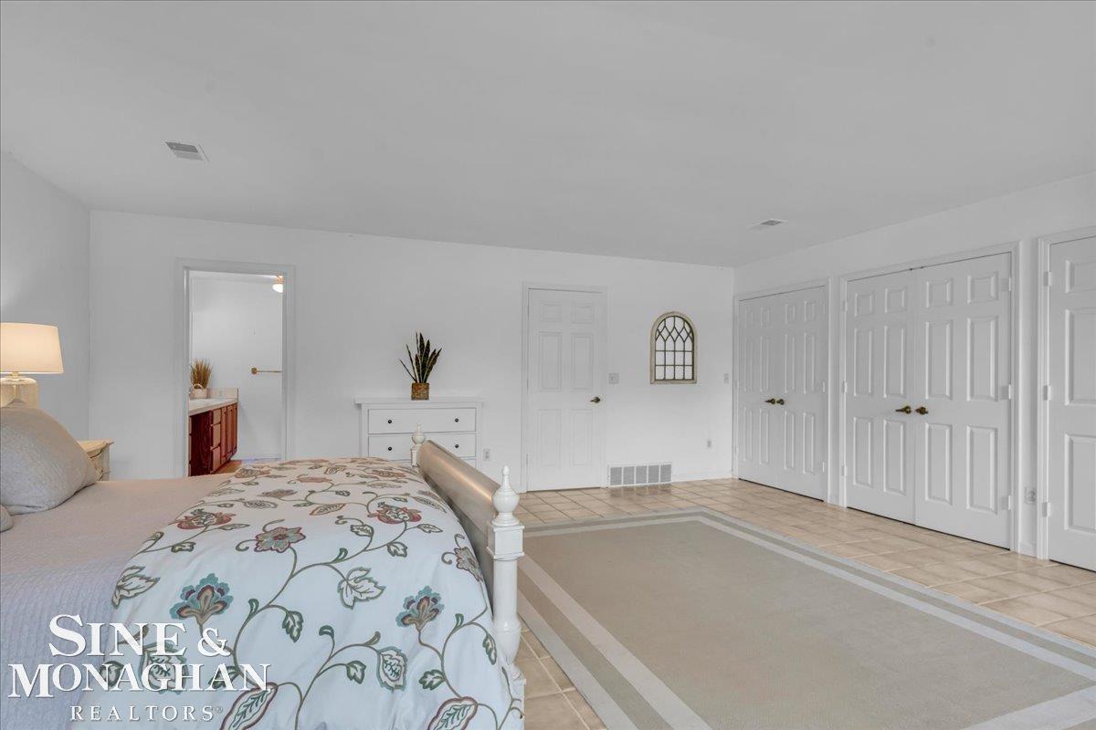 4951 North Lakeshore Road Lexington, MI 48450 - Photo 75 of 98 50189205-790b6ff5-a34e-473a-89b8-8921d04ac43f.JPG