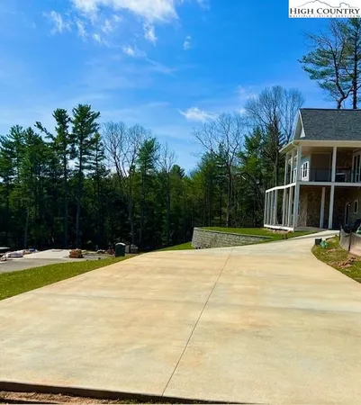 $199,000 | 171 Gleneagles North Drive, Thurmond, NC 28683