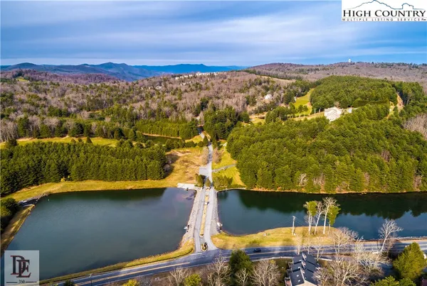 $199,000 | 171 Gleneagles North Drive, Thurmond, NC 28683