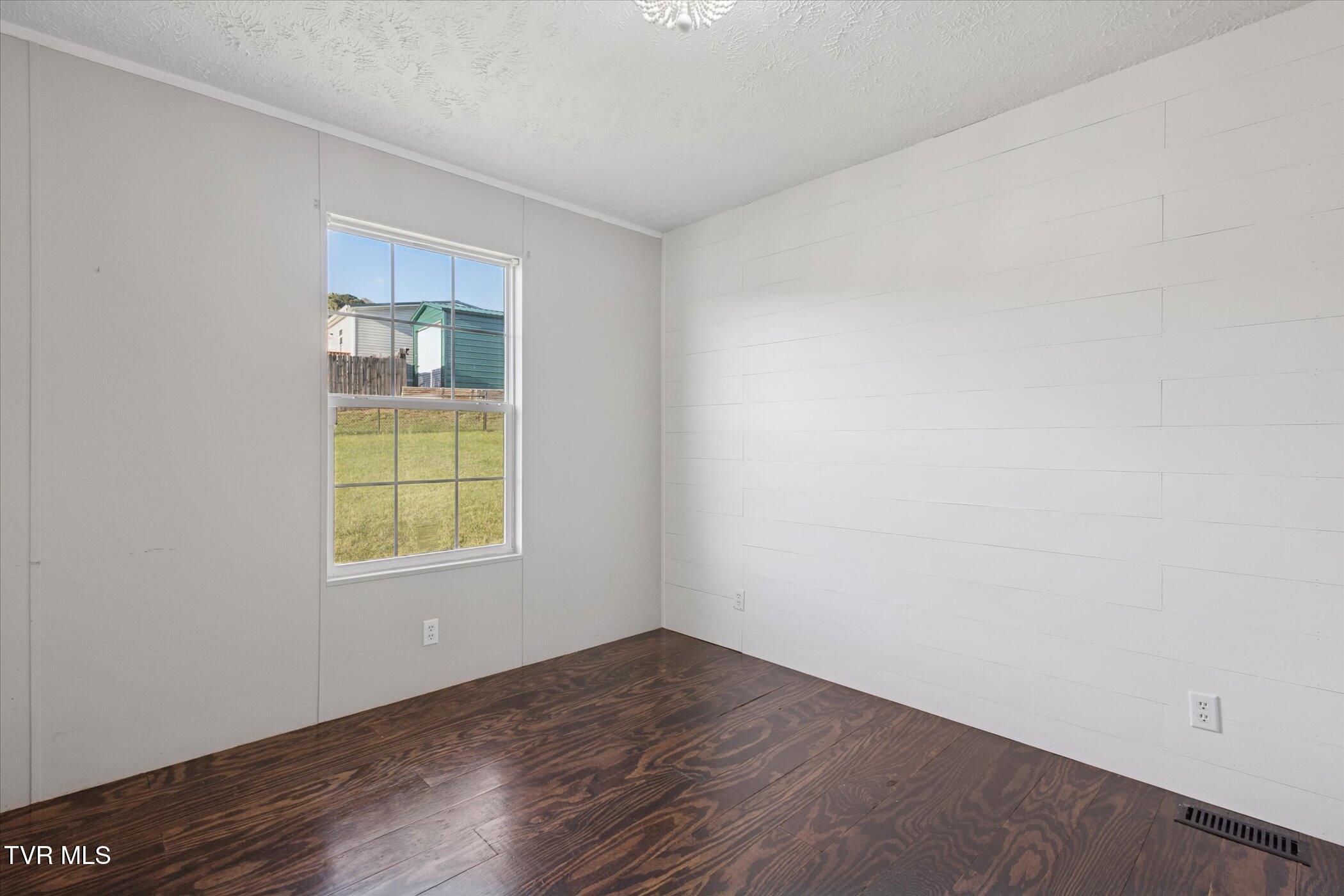 151 Rolling Hills Road Church Hill, TN 37642 - Photo 27 of 37 27-151 Rolling Hls Dr-WindowStill-Photog