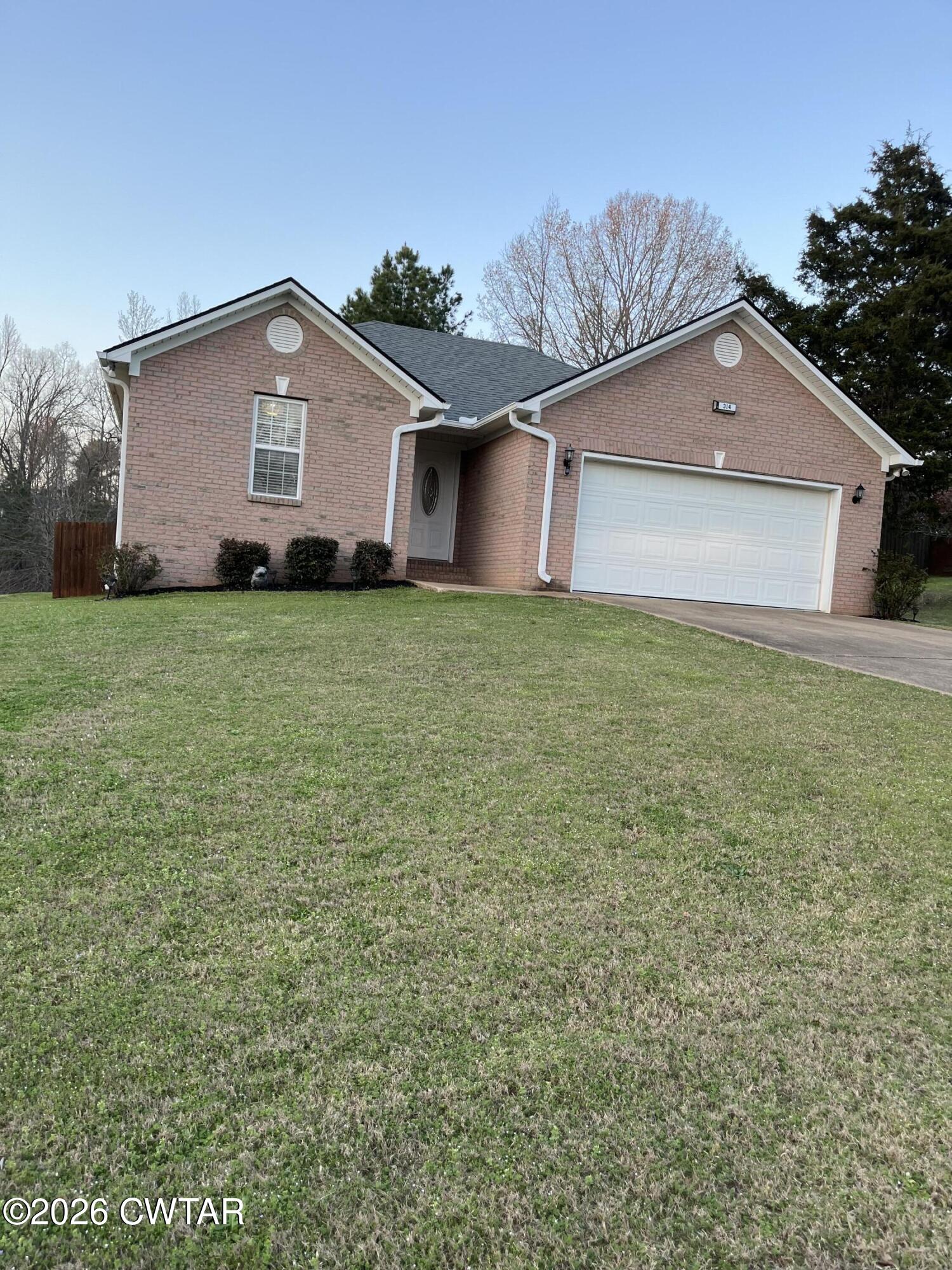 314 Cheyenne Circle Lexington, TN 38351 - Photo 1 of 29 IMG_6177