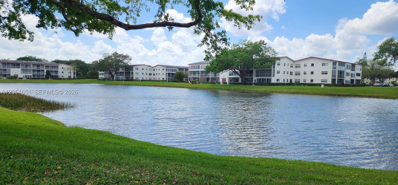 285 Fanshaw G, Unit 285G Boca Raton, FL 33434 - Photo 31 of 33