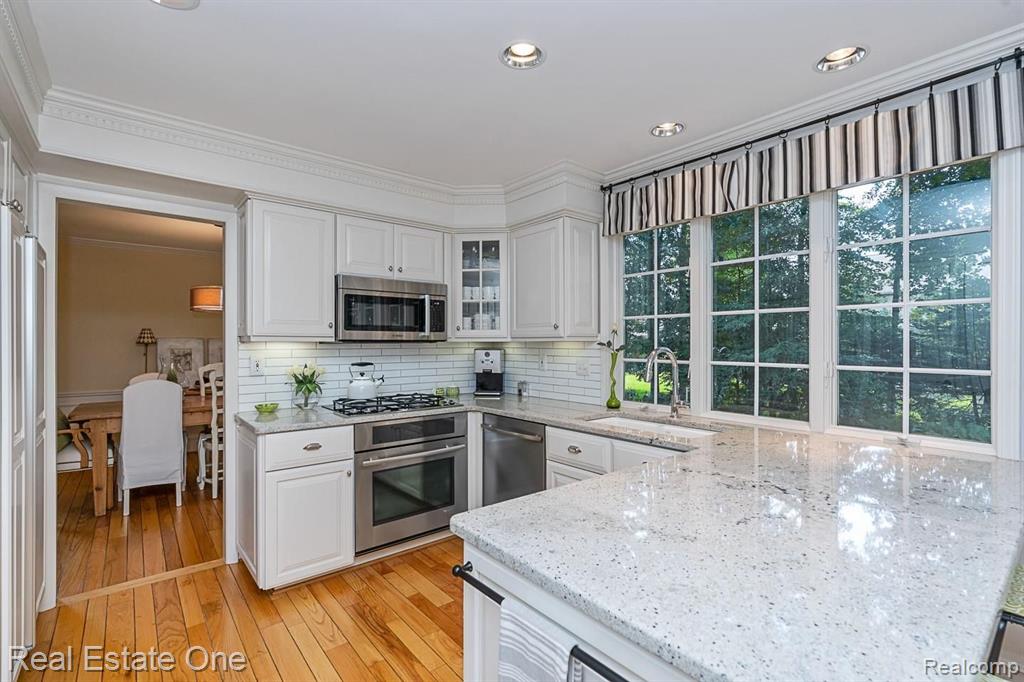 1391 Chestnut Lane Rochester Hills, MI 48309 - Photo 15 of 52