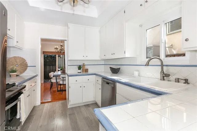 $1,100,000 | 817 10th Street, Unit 104, Santa Monica, CA 90403