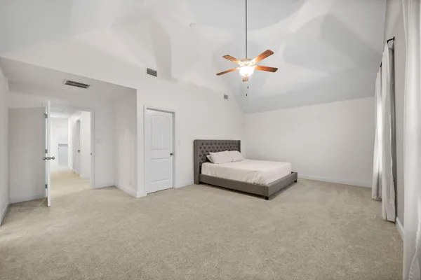 $2,200 | 1004 Black Oak Circle, Clarksville, TN 37042