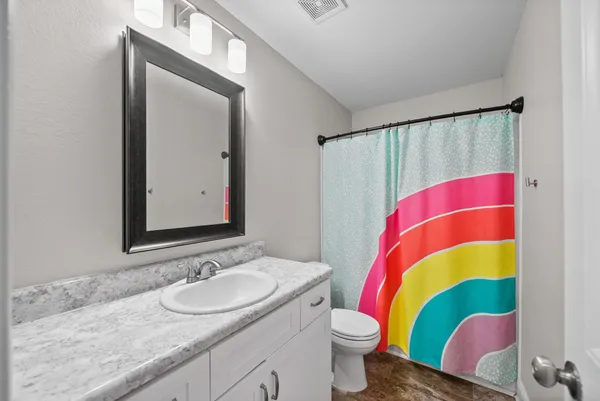 $2,200 | 1004 Black Oak Circle, Clarksville, TN 37042