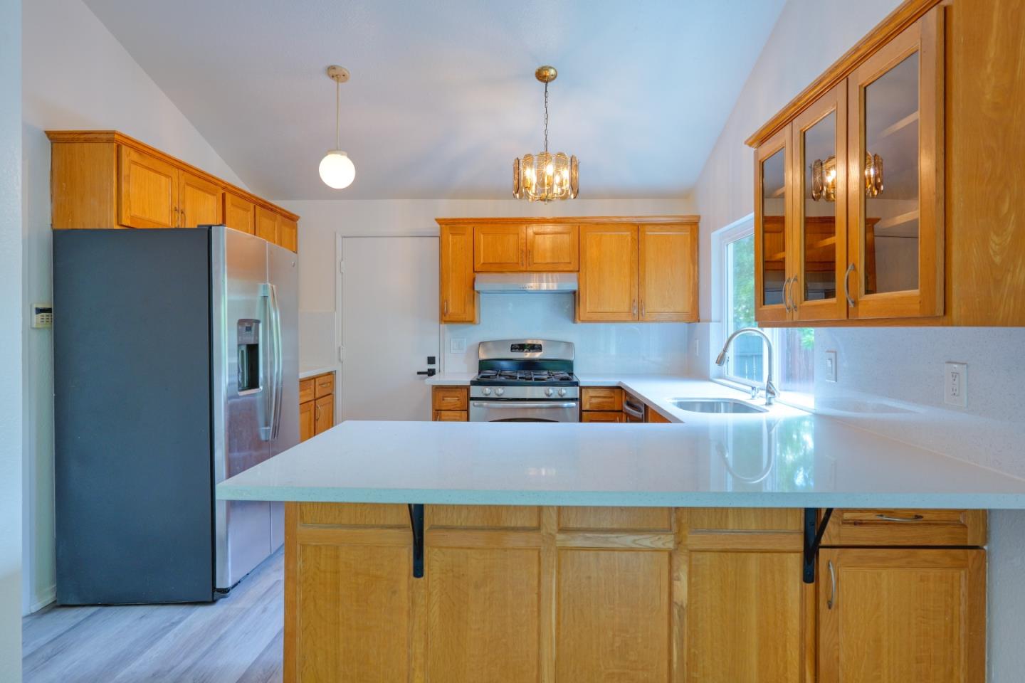 136 Dutch Flat Road Vallejo, CA 94589 - Photo 3 of 24