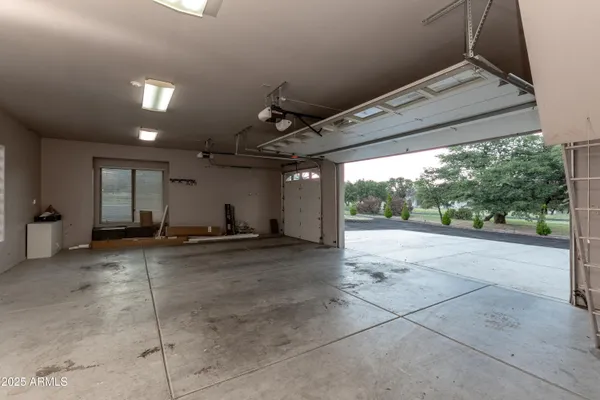 $700,000 | 9295 South Bryerly Drive, Hereford, AZ 85615