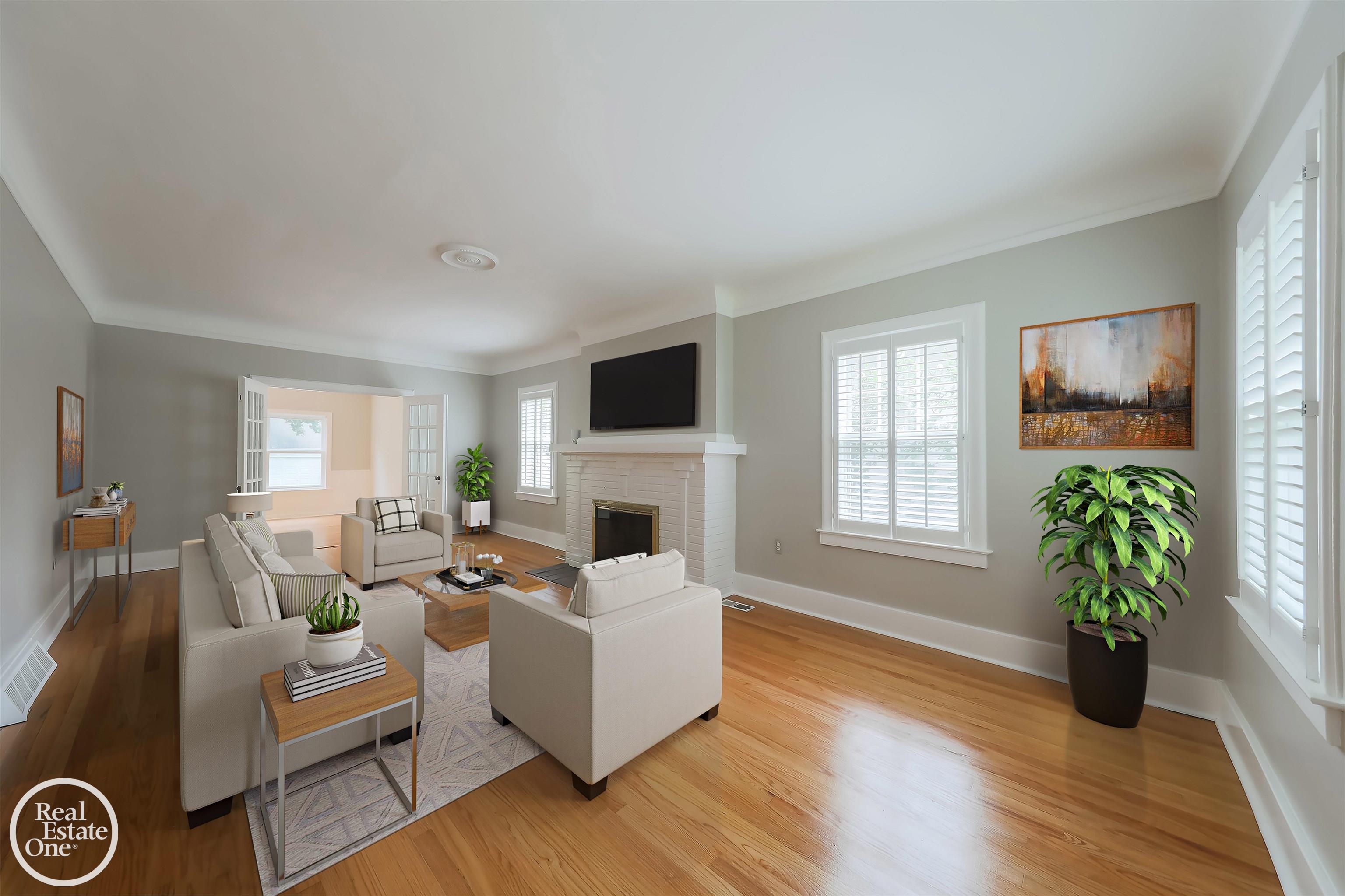 836 Lincoln Road Grosse Pointe, MI 48230 - Photo 5 of 39 50149905-c89f219a-73f4-4190-b72f-04ac347d1741.JPG