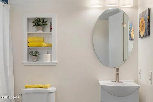 $1,125,000 | 226 South Benjamin Drive, Stateline, NV 89449