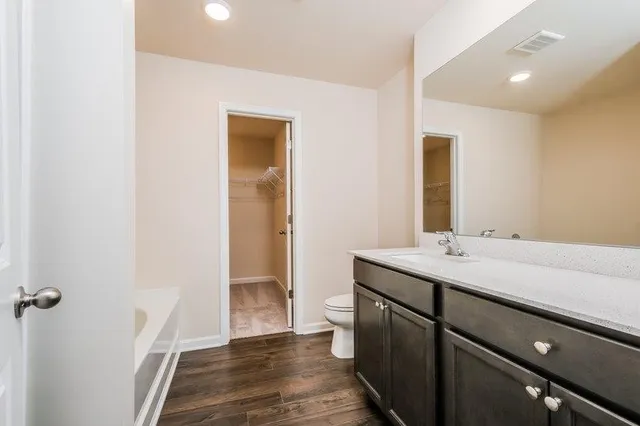 $1,945 | 126 Westcott Street, La Vergne, TN 37086