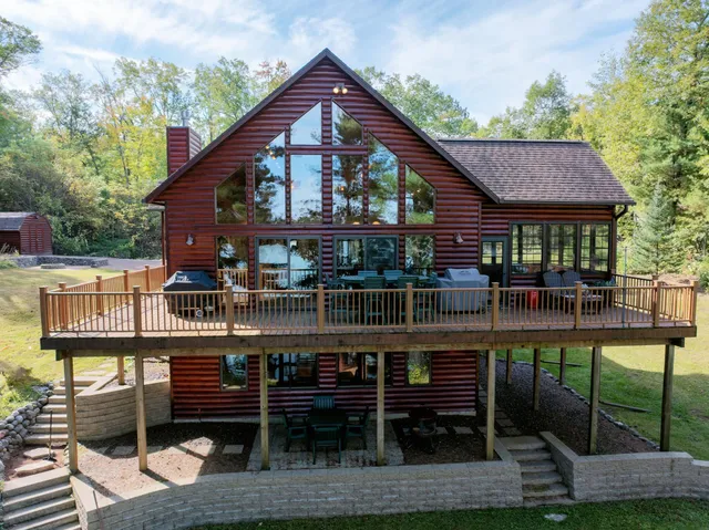 $825,000 | 27720 County Rd Ff, Webster, WI 54893